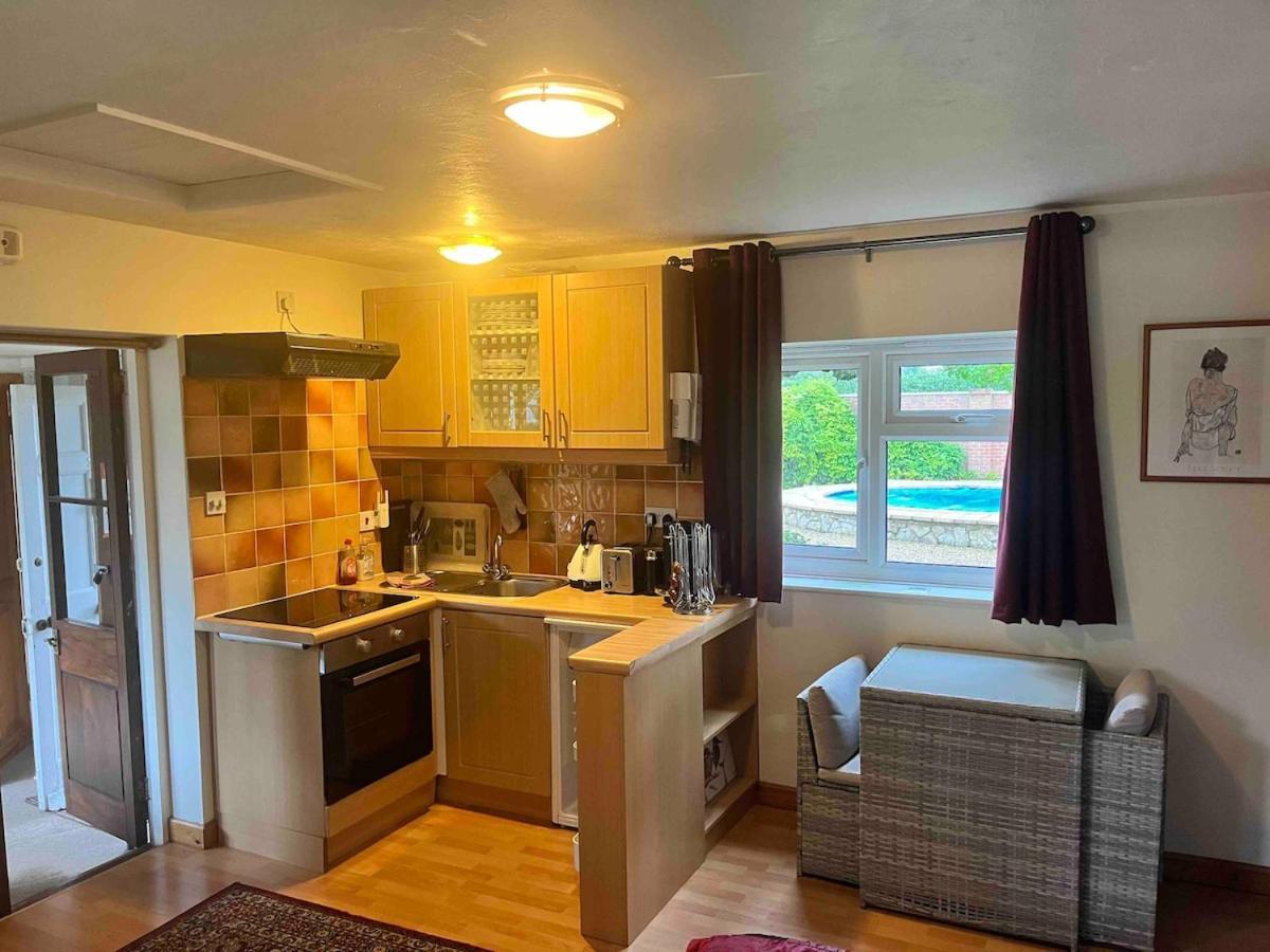 Riverside Apartment *
